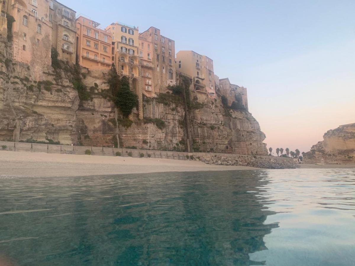 Bed and Breakfast La Piazza Beb Tropea Exterior foto