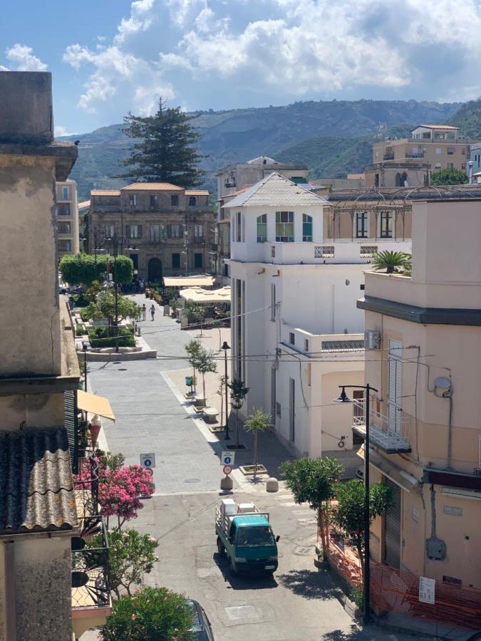 Bed and Breakfast La Piazza Beb Tropea Exterior foto