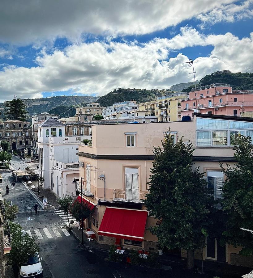 Bed and Breakfast La Piazza Beb Tropea Exterior foto
